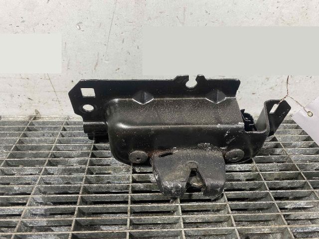 bontott CITROËN C4 PICASSO Csomagtérajtó Ütköző