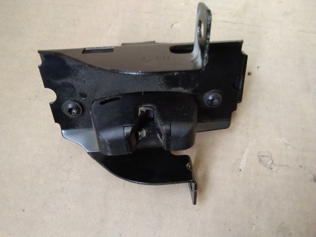 bontott CITROËN C4 PICASSO Csomagtérajtó Zárszerkezet