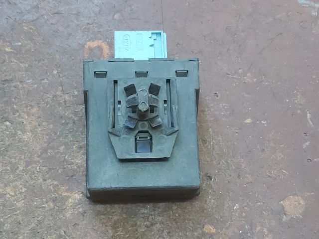 bontott CITROËN C4 PICASSO Elektronika (Magában)