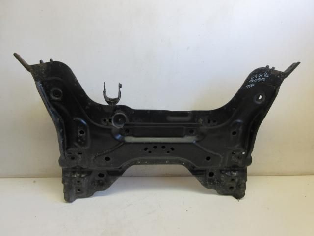 bontott CITROËN C4 PICASSO Első Bölcső