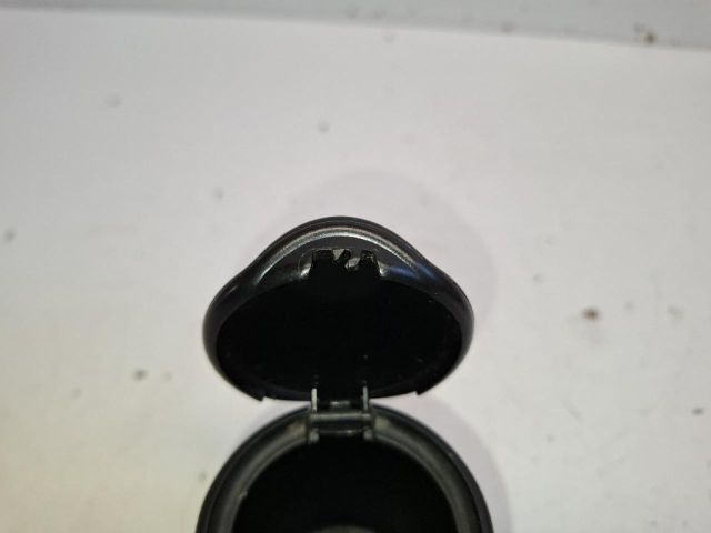 bontott CITROËN C4 PICASSO Első Hamutartó