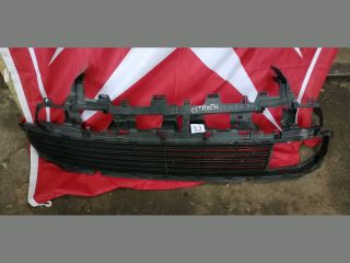 bontott CITROËN C4 PICASSO Első Lökhárító Alsó Középső Díszrács