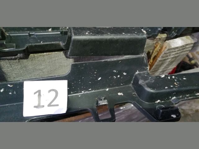 bontott CITROËN C4 PICASSO Első Lökhárító Alsó Középső Díszrács