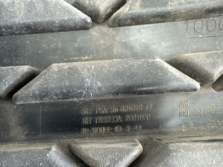 bontott CITROËN C4 PICASSO Első Lökhárító Alsó Középső Díszrács