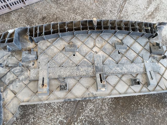 bontott CITROËN C4 PICASSO Első Lökhárító Alsó (Műanyag)