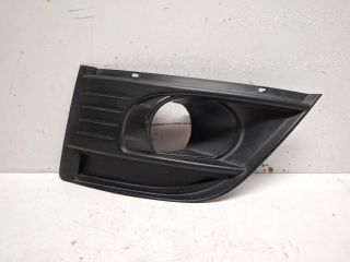 bontott CITROËN C4 PICASSO Első Lökhárító Jobb Díszrács