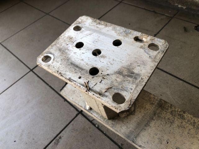 bontott CITROËN C4 PICASSO Első Lökhárító Merevítő (Fém)