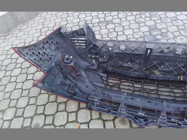 bontott CITROËN C4 PICASSO Első Lökhárító (Részeivel)