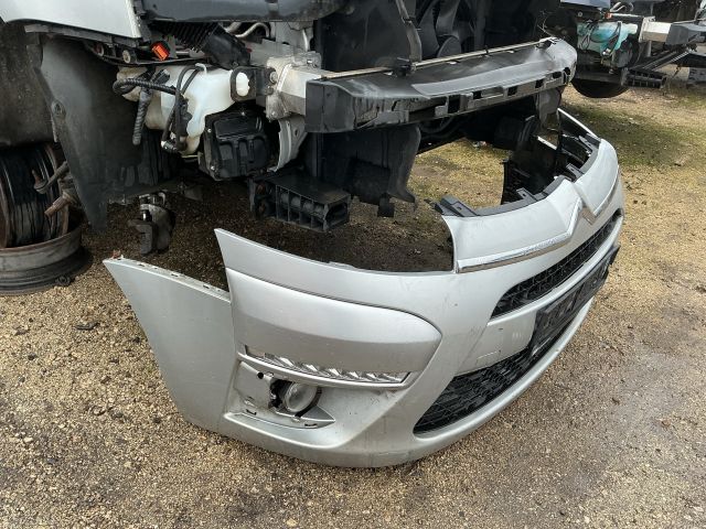 bontott CITROËN C4 PICASSO Első Lökhárító (Részeivel)