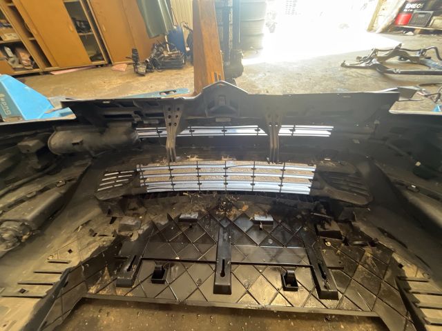 bontott CITROËN C4 PICASSO Első Lökhárító (Üresen)