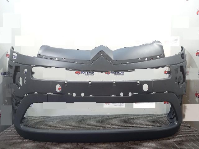 bontott CITROËN C4 PICASSO Első Lökhárító (Üresen)