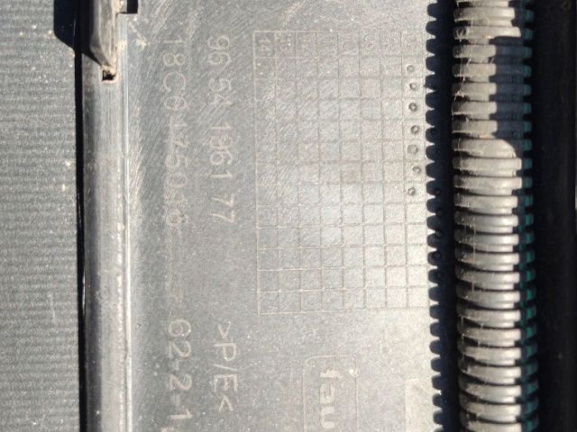 bontott CITROËN C4 PICASSO Első Lökhárító (Üresen)