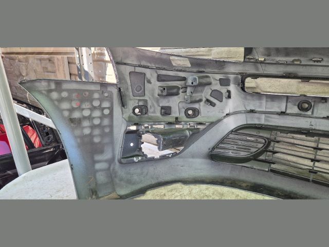 bontott CITROËN C4 PICASSO Első Lökhárító (Üresen)