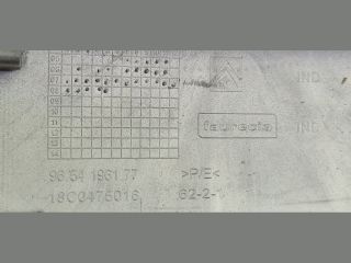 bontott CITROËN C4 PICASSO Első Lökhárító (Üresen)