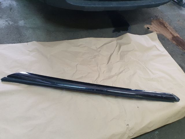 bontott CITROËN C4 PICASSO Első Szélvédő Bal Díszléc