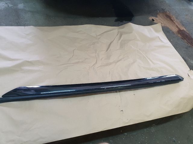 bontott CITROËN C4 PICASSO Első Szélvédő Bal Díszléc