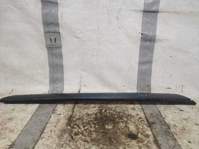 bontott CITROËN C4 PICASSO Első Szélvédő Jobb Díszléc