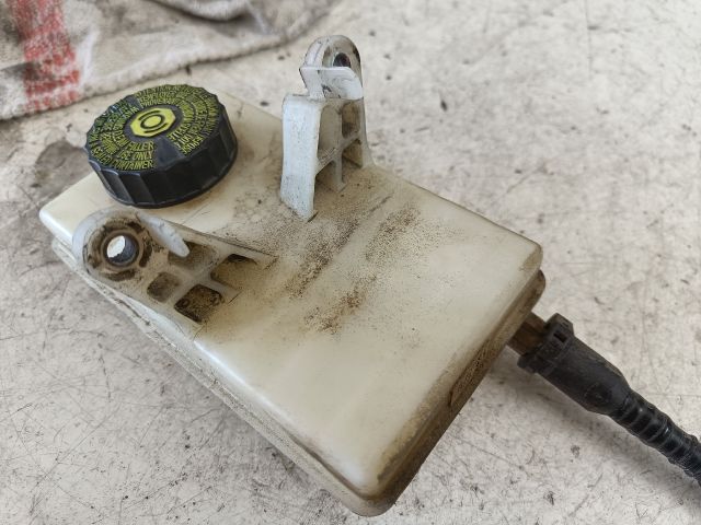 bontott CITROËN C4 PICASSO Fékfolyadék Tartály