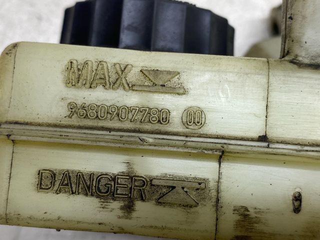 bontott CITROËN C4 PICASSO Fékfolyadék Tartály