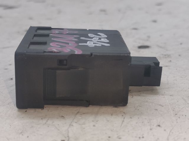 bontott CITROËN C4 PICASSO Fényszórómagasság Állító Kapcsoló