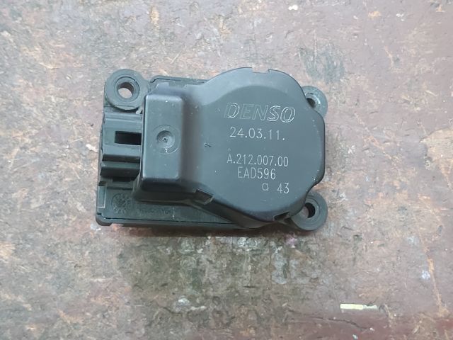 bontott CITROËN C4 PICASSO Fűtés Állító Motor