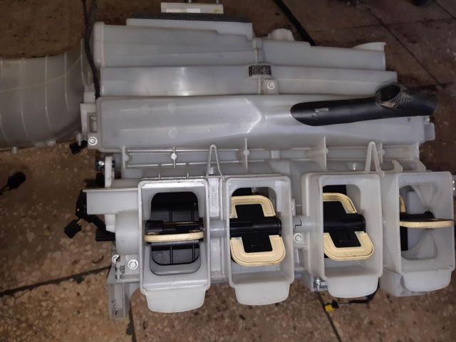 bontott CITROËN C4 PICASSO Fűtés Box