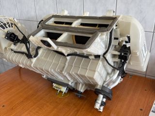 bontott CITROËN C4 PICASSO Fűtés Box