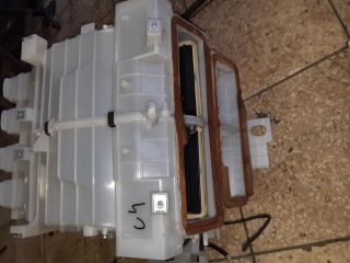 bontott CITROËN C4 PICASSO Fűtés Box