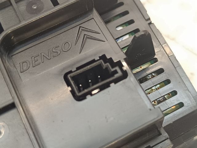 bontott CITROËN C4 PICASSO Fűtéskapcsoló (digit klímás)