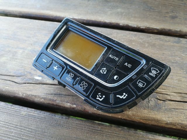 bontott CITROËN C4 PICASSO Fűtéskapcsoló (digit klímás)