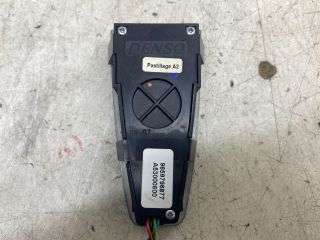 bontott CITROËN C4 PICASSO Fűtéskapcsoló