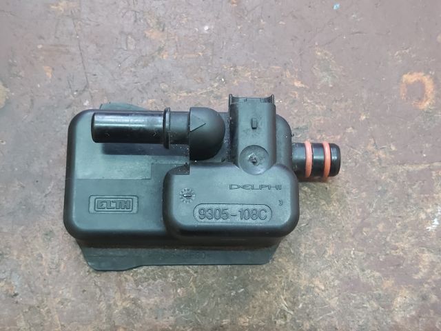 bontott CITROËN C4 PICASSO Gázolajszűrő Ház Jeladó