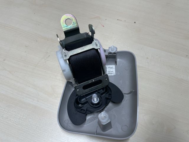 bontott CITROËN C4 PICASSO Hátsó középső Biztonsági Öv