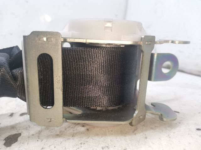 bontott CITROËN C4 PICASSO Hátsó középső Biztonsági Öv