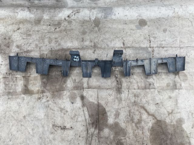 bontott CITROËN C4 PICASSO Hátsó középső Lökhárító Tartó (Műanyag)