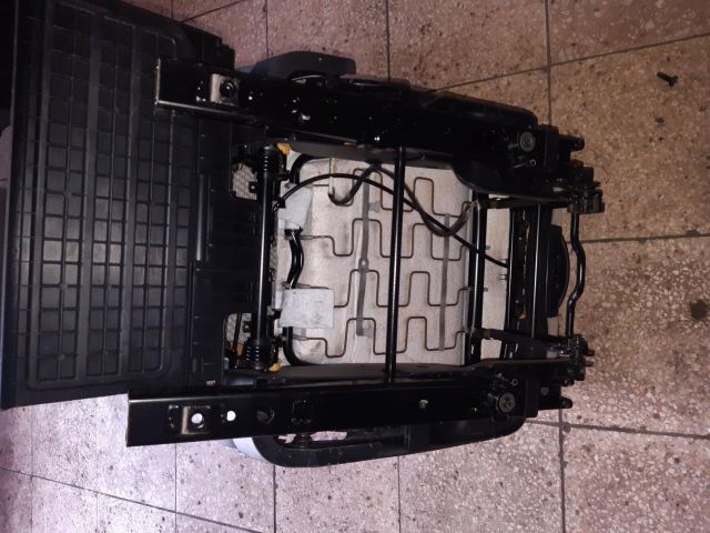 bontott CITROËN C4 PICASSO Hátsó középső Ülés