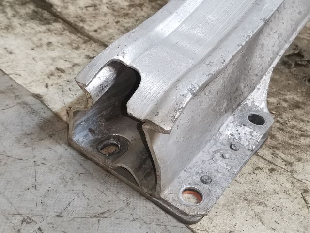 bontott CITROËN C4 PICASSO Hátsó Lökhárító Merevítő (Fém)