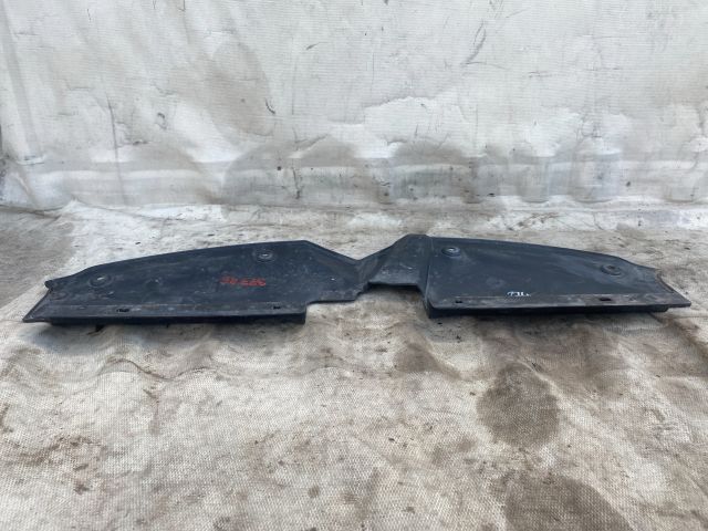 bontott CITROËN C4 PICASSO Homlokfal Burkolat