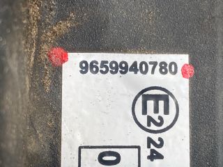 bontott CITROËN C4 PICASSO Homlokfal Burkolat