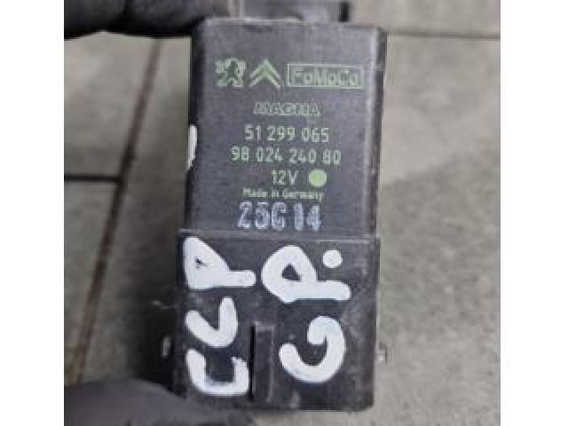 bontott CITROËN C4 PICASSO Izzító Relé