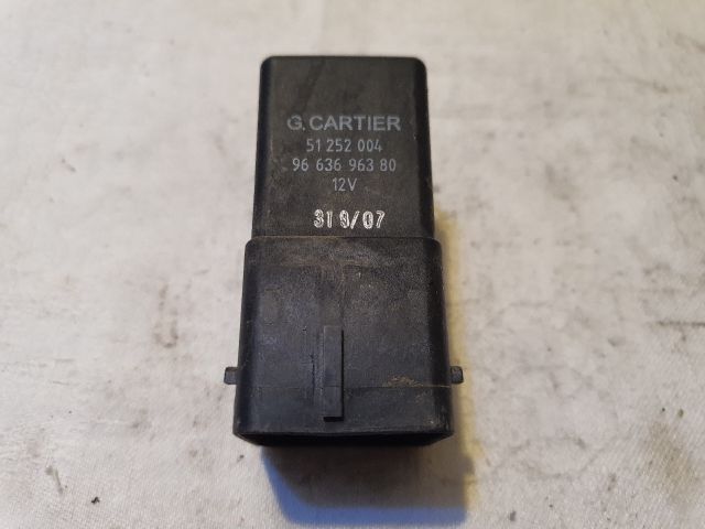 bontott CITROËN C4 PICASSO Izzító Relé