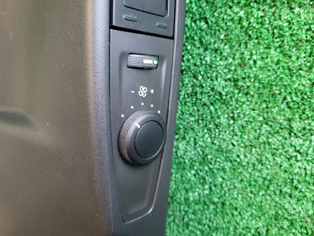 bontott CITROËN C4 PICASSO Jobb B Oszlop Burkolat