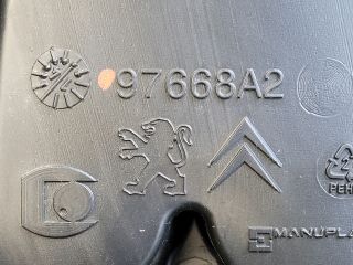 bontott CITROËN C4 PICASSO Jobb B Oszlop Burkolat