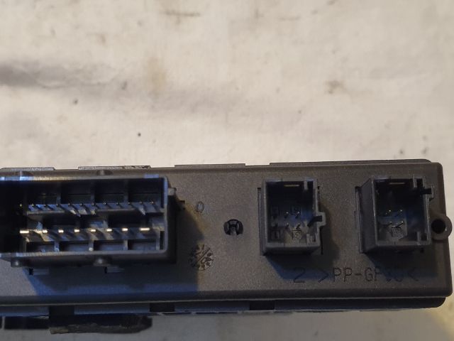 bontott CITROËN C4 PICASSO Jobb első Ablakemelő Motor