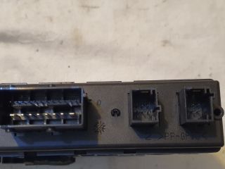 bontott CITROËN C4 PICASSO Jobb első Ablakemelő Motor