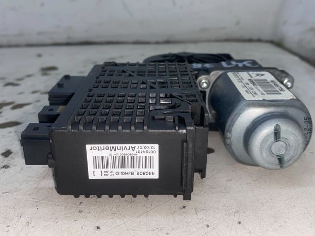 bontott CITROËN C4 PICASSO Jobb első Ablakemelő Motor