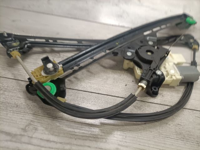 bontott CITROËN C4 PICASSO Jobb első Ablakemelő Szerkezet (Elektromos)