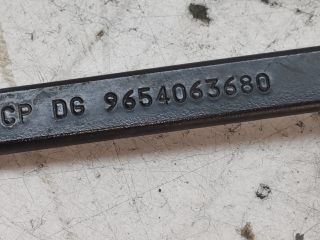 bontott CITROËN C4 PICASSO Jobb első Ablaktörlő Kar