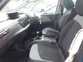 bontott CITROËN C4 PICASSO Jobb első Ajtó Kárpit