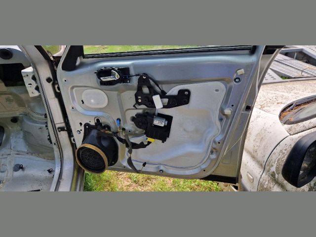 bontott CITROËN C4 PICASSO Jobb első Ajtó (Részeivel)